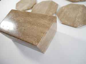 Posavasos de Mármol Marrón Estilo Vintage, Juego de Posavasos de Piedra Natural Resistente con Soporte - Product Image 5