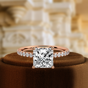 แหวนแต่งงานทองคำขาว 14k ทรงปริ๊นเซส 1.5 กะรัต สำหรับเป็นของขวัญวันครบรอบ ประดับเพชรแล็บโกรว์ IGI Certified  แบบฝังฮาโลซ่อนและฝังเพชรแบบฮาล์ฟเพฟ - Product Image 2