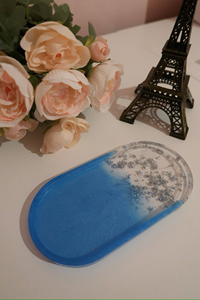 Plateau de service et décoratif en résine époxy rose fait main avec poignées dorées, style artisanal personnalisé, plateaux de rangement - Product Image 6