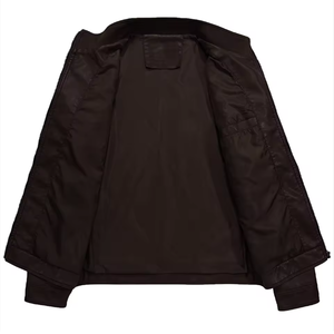 แจ็คเก็ตหนังทรงสลิมสำหรับผู้ชาย สไตล์ไฮสตรีท คอตั้ง น้ำหนักเบา ปิดด้วยซิป เหมาะสำหรับฤดูหนาว รับผลิตแบบ OEM - Product Image 4