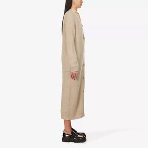 Suéter de punto clásico casual cálido de lana de Mongolia con cuello redondo y logo frontal largo, estilo coreano, para invierno - Product Image 4