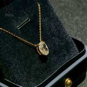 Collier pendentif en diamant de laboratoire taillé en ovale personnalisé, or 18 carats, bijoux minimalistes - Product Image 2