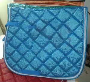 Almohadilla de Silla de Montar Personalizada con Logotipo para Equitación, Salto y Doma, de Cuero y Algodón, Suave y Transpirable, para Entrenamiento y Competición - Product Image 4