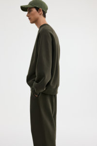 Sudadera de Diseño Sencillo para Hombre, Estilo Casual Moderno para la Temporada de Invierno - Product Image 4