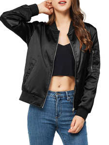 Veste universitaire tendance pour femmes, haute qualité, respirante, entièrement personnalisable, manches longues avec deux poches latérales. - Product Image 2