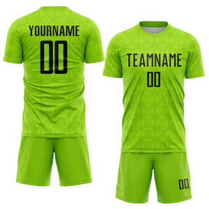 Ensemble de maillots de football à coupe athlétique, motif géométrique vert citron, sublimation premium, séchage rapide, vente en gros - Product Image 1