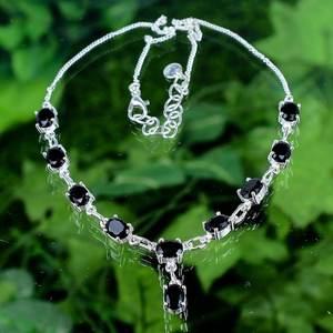 สร้อยคอหินออนิกซ์สีดำรูปไข่ทำมือ เงินแท้ 925 จี้มินิมอล ของขวัญเครื่องประดับสำหรับเด็กและผู้หญิง รับรองโดย IGI คุณภาพดี - Product Image 1