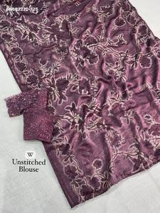 Blouse de sari pour femme en satin pur NC de haute qualité, richement ornée de perles et de sequins, thème fantaisie. - Product Image 4