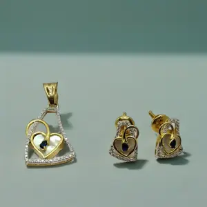 สร้อยคอจี้รูปหัวใจชุบทองหรูหราพร้อมต่างหูเข้าชุดประดับด้วยหินสีน้ำเงินและคริสตัลสำหรับผู้หญิง - Product Image 2