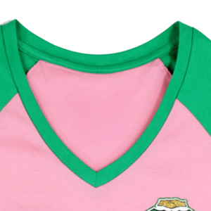 Camiseta AKA Pink Green con cuello en V para mujer, camiseta griega para hermandades, informal, elegante, de tela suave, manga corta, para uso diario - Product Image 3