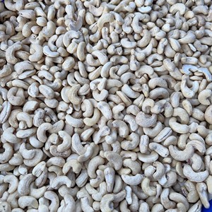 Raw Cashew <b>Kernel</b> <b>Nuts</b> Vietnam W240 W320 Wholesale Exported Asia Middle East - Product Image 1