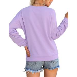 2025 sudaderas de seda informales para mujer con capucha, cuello redondo, manga larga, suéter suelto, Tops con técnicas bordadas - Product Image 4