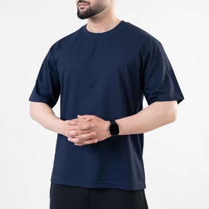 T-shirt Homme Streetwear Bleu Marine Uni en Coton Lourd Coupe Ample Épaules Tombantes Personnalisable Vente en Gros - Product Image 6