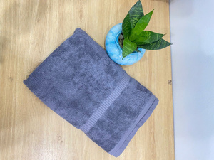 Juego de Toallas de Baño Premium 100% Algodón de Vietnam, Tejidas con Patrón de Color Sólido, Lisas y Suaves al Tacto - Product Image 2