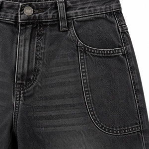 Jeans de mezclilla de mujer de tiro medio y pierna ancha con bolsillos curvos utilitarios - Negro lavado - Product Image 4
