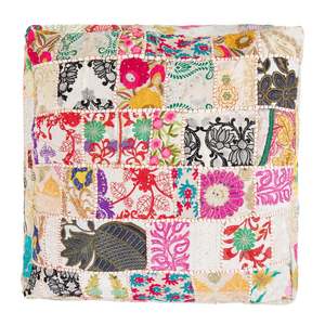 Housse de coussin carrée patchwork, broderie artisanale, style bohème, coton et lin, décoration intérieure - Product Image 6