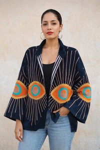 Chaqueta de Terciopelo Hecha a Mano para Mujer, con Ojo Turco Bordado, Estilo Boho, que Simboliza Protección y Positividad, Abrigo Artístico de Moda Destacada - Product Image 6