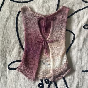 Chaleco sin mangas de punto a mano Fasmic International para mujer, diseño cruzado, color liso, top informal de viscosa/algodón con lazos, estilo dulce y versátil. - Product Image 1