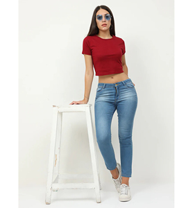 Women's <b>Red</b> <b>Cropped</b> T-Shirt Crew Neck Short Sleeve Solid Color Casual <b>Top</b> Spring Summer Style Slim Fit Knitted Cotton - Product Image 3