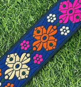 Elegante borde de encaje rapiyar adecuado para vestidos, ribetes de dupatta y prendas de diseñador. - Product Image 1