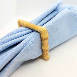 Anneaux de serviette de table personnalisés en bambou tressé, classiques, de luxe, écologiques, en stock - Cadeaux - Product Image 1