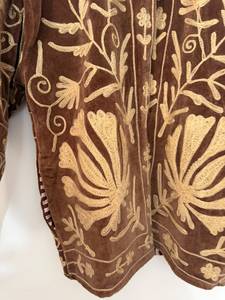 Artisan <b>Velvet</b> Suzani <b>Jacket</b> for <b>Women</b> Luxury Handmade Embroidered Floral Woven Eco-Friendly Lightweight Boho Outerwear - Product Image 5