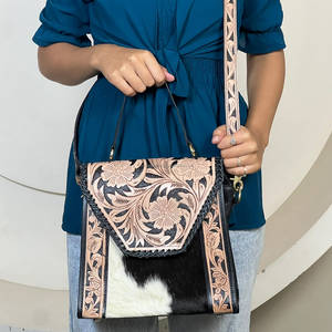 Bolso de mensajero de cuero floral hecho a mano para mujer, de piel auténtica de vaca, elegante, con asa superior y bandolera, colección Super Septiembre 2026 - Product Image 3