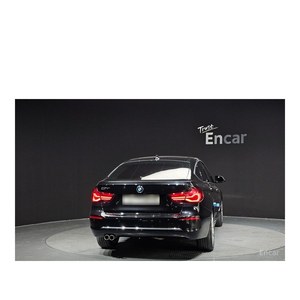 2019 BMW Gran Turismo GT 320d Luxury 60,531 km Diesel Automatic Gear Box Leather Seats Rear Camera Left Steering - Product Image 4