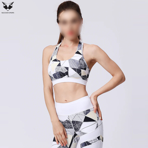 Sujetadores Deportivos Sólidos Transpirables para Mujer, en Diferentes Colores, de Alta Calidad, Cómodos, de la Mejor Tela Suave, Estilo Único, para Yoga y Fitness - Product Image 2