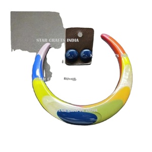 Haute qualité Boho fait à la main mignon résine acrylique gros tour de cou boucles d'oreilles collier ras du cou ensemble cadeau pour les femmes collier de bijoux de mode - Product Image 1