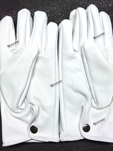 Guantes Blancos de Algodón 100% Legend, Talla Mediana, para Ceremonias Formales y Uniformes - Product Image 2