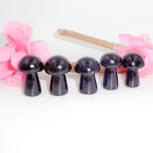 หินออบซิเดียนสีดำธรรมชาติแกะสลักรูปเห็ด คริสตัลบำบัดสำหรับเรกิ สมาธิ ฮวงจุ้ย ของตกแต่ง ขายส่ง - Product Image 4
