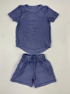 Conjunto de pijama de dos piezas para mujer, cómodo, 100% algodón orgánico, con logotipo personalizado, camiseta extragrande lisa y pantalones cortos. - Product Image 3