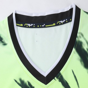 Tenues de football personnalisées avec design et logo, fabriquées au Pakistan, collection 2026, qualité supérieure, vente en gros à prix abordable, ensemble de football 100% polyester - Product Image 6