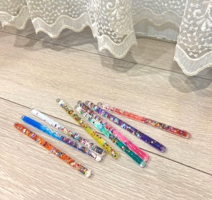 Baguette liquide scintillante en spirale multicolore de 16 cm, jouet éducatif pour les deux sexes, âges 3-99 - Product Image 4