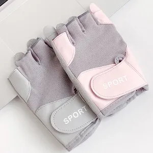 ถุงมือฟิตเนสแบบครึ่งนิ้วตาข่ายระบายอากาศได้ดีสายรัดข้อมือแบบปรับได้ยิมเทรนนิ่งสำหรับทุกเพศสีเทาสีชมพู - Product Image 4