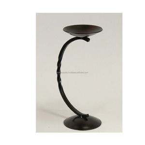 Candelabro de Hierro de Lujo Hecho a Mano, Ecológico, Centro de Mesa Decorativo para Hogares Modernos y Decoraciones Festivas - Product Image 3