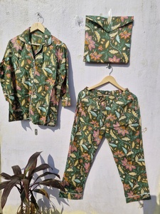 Ensemble de pyjama en coton à imprimé floral botanique avec pochette, vêtements de détente pour femmes, ensemble de nuit, vêtements de nuit doux et respirants - Product Image 4