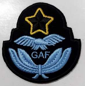 Badges rembourrés personnalisés en polyester tissé 3D de qualité écologique avec motif étoile brodé et gaufré à la machine, personnalisation au Pakistan - Product Image 4