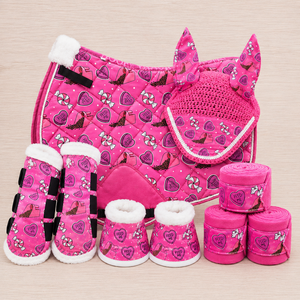 Juego de almohadillas para silla de montar con estampado de corazón rosa por sublimación, ribete de felpa, forro polar y exterior de algodón, multiusos - Product Image 1