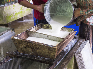 Látex de Caucho Natural de Alta Calidad, 60% DRC, Alto Contenido de Amoníaco, Certificado ISO 9001 para la Producción de Colchones, Originario de Vietnam - Product Image 4