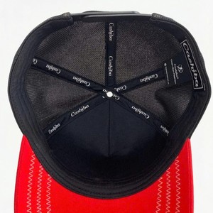 Casquette de camionneur personnalisée avec design en maille ventilée, construction légère et impression de logo - Product Image 5
