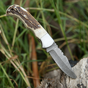 Couteau de chasse pliant en acier inoxydable à poignée en corne de cerf, vente en gros, tactique, pour le camping en plein air - Product Image 2