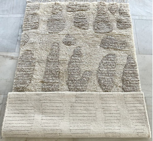 Tapis marocain noué à la main, épais et texturé, fabriqué avec du fil naturel non teint, pour intérieurs de luxe, 100% laine, prix usine. - Product Image 3