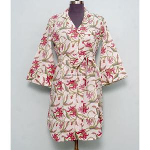 เดรสทรงเอไลน์ผ้าฝ้ายอินเดียลายดอกไม้สำหรับผู้หญิง ดีไซน์แบบผูกเอว กระดุมติดเอวทรงธรรมชาติ สไตล์หรูหรา ลำลอง สบายๆ สำหรับฤดูร้อน - Product Image 1