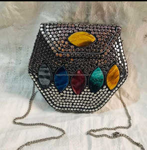 Bolso de Mano de Metal Hecho a Mano, Bolso de Mano Pequeño de Lujo para Mujer, Bolso de Mano de Metal para Mujer, Bolso de Noche Premium con Cristal de FWE - Product Image 2
