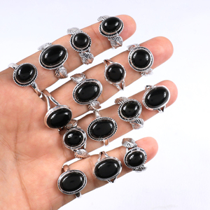 Anillos Ovalados de Cabujón de Piedra Negra Opaca de Aspecto Natural, Hechos a Mano, Chapados en Plata 925, Joyería de Moda al por Mayor para Mujer - Product Image 6