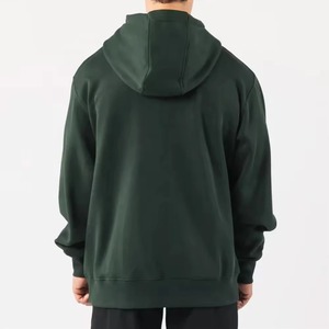 เสื้อฮู้ดผู้ชายสีพื้น ทรงปกติ แขนปกติ ผ้าฟลีซคอตตอน สวมใส่สบาย ระบายอากาศได้ดี เป็นมิตรกับสิ่งแวดล้อม เหมาะสำหรับฤดูหนาว รับสั่งทำพิเศษ - Product Image 2