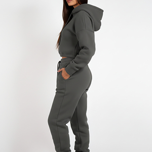 Sudadera con Capucha de Color Sólido de Primera Calidad, Pantalones Deportivos con Puños, Conjunto Deportivo Personalizado con Logotipo Bordado y Serigrafiado - Product Image 6