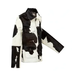 Blouson Trucker Unisexe Noir et Blanc à Imprimé Vache en Fausse Fourrure Effet Peau de Bovin, 4 Poches, Boutonné, Vêtement d'Extérieur Tendance Hiver, Personnalisable OEM - Product Image 3